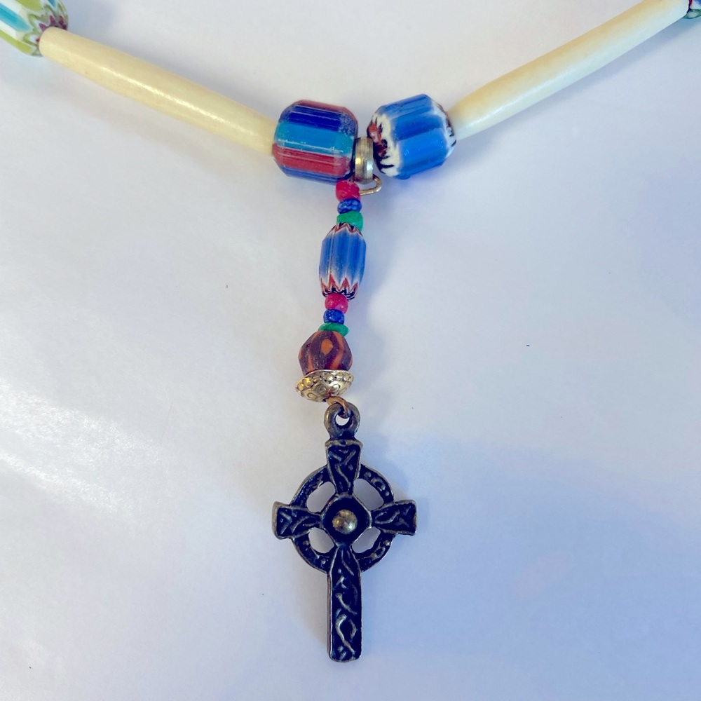 SALE Buffalo Bone & Celtic Cross Choker NWT - Picture 2 of 7